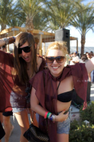 /album/moda/screen-shot-2011-04-18-at-5-48-24-pm-png/